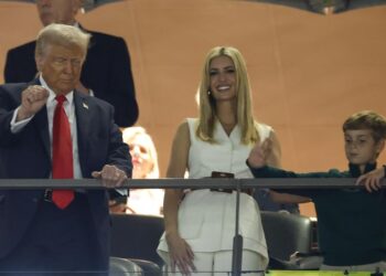 Donald e Ivanka Trump en el Superbowl de New Orleans el domingo 9 de febrero. Foto: EFE.