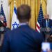 Donald Trump y Benjamin Netanyahu durante la rueda de prensa este martes. Foto: JIM LO SCALZO /EFE/EPA.